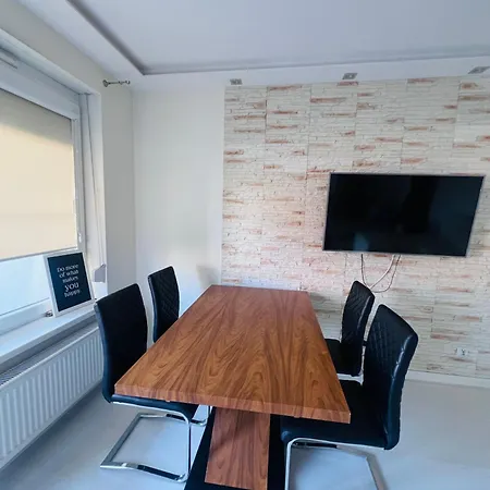 Luna Deluxe Magellana Apartment Breslau