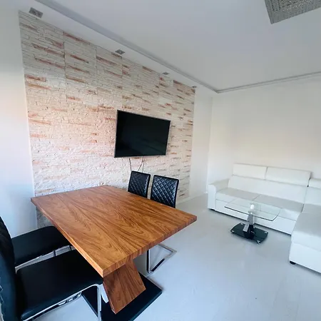 Apartment Luna Deluxe Magellana Wroclaw