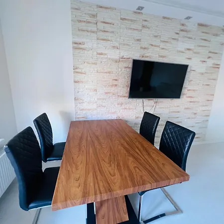 Apartment Luna Deluxe Magellana *