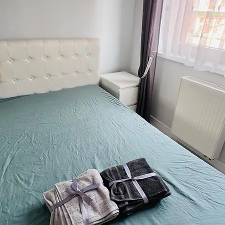 Luna Deluxe Magellana Apartment *