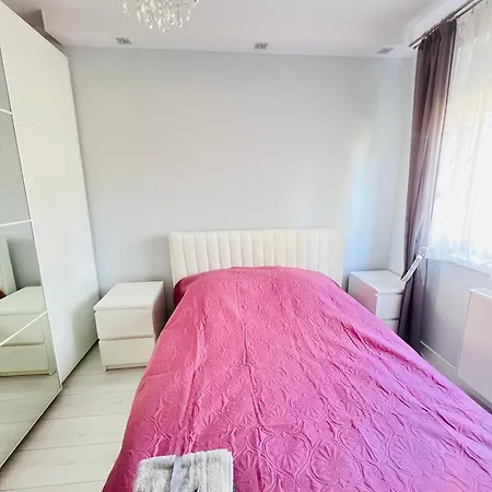 Apartment Luna Deluxe Magellana